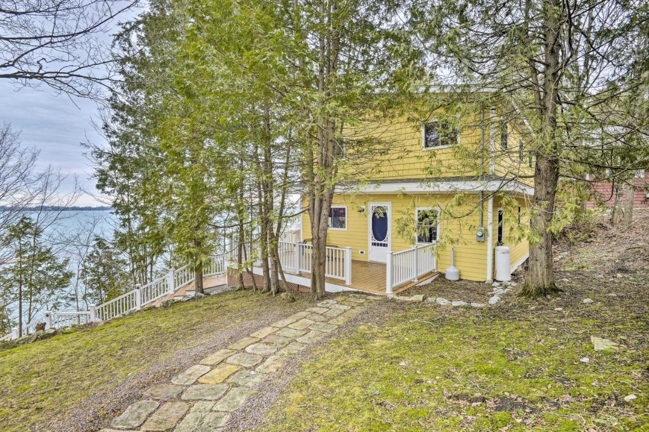 Waterfront Cottage On Sawmill Bay With Deck! Clayton Esterno foto